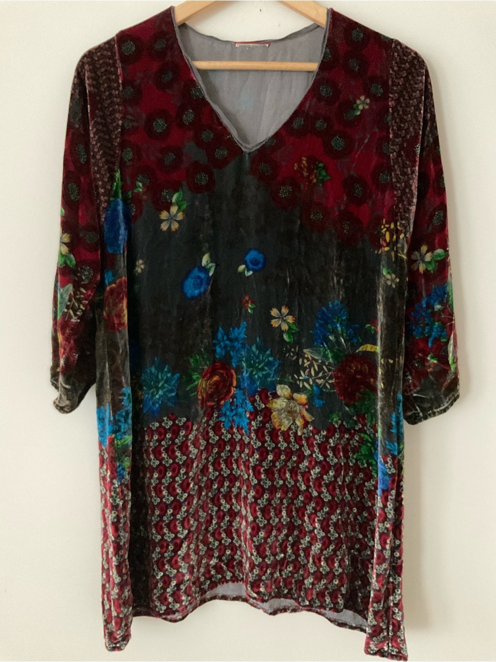 Johnny Was Silk Velvet TunicJohnny Was Floral Luxury Silk Velvet Tunic Dress Top
